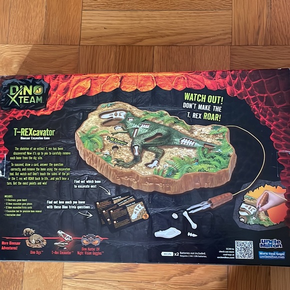 Dino XTeam T-Recavator Game - Picture 2 of 2